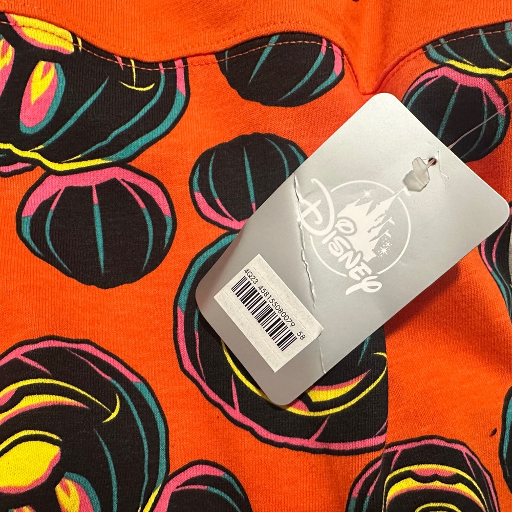 NWT Kids Disney Halloween Sweatshirt XS - Picture 7 of 7